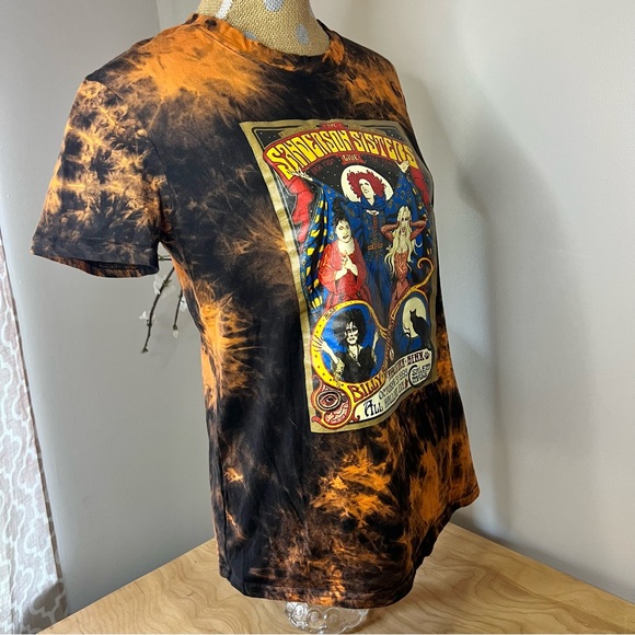 Hocus Pocus Sanderson Sisters Graphic Tie-dye T-shirt - Picture 6 of 7